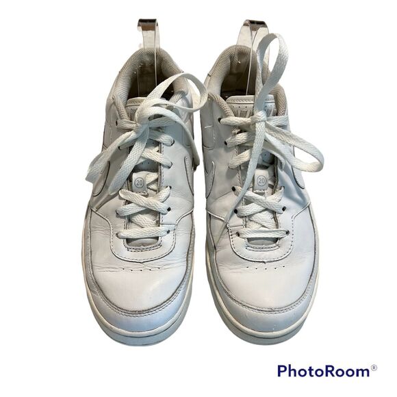 Nike 20 Twenty Women’s Low Top White Sneakers Shoes yr 2005 Size 8.5 - Picture 1 of 12